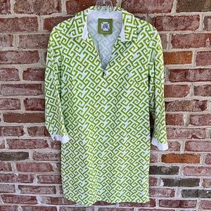 Elizabeth McKay green and white Greek Key print sheath dress size 4